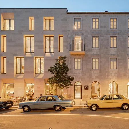 Emotheo Heritage ホテル